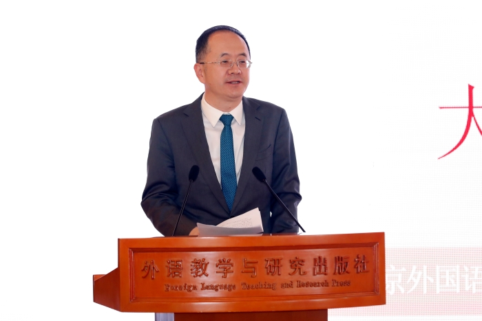 4.贾校长
