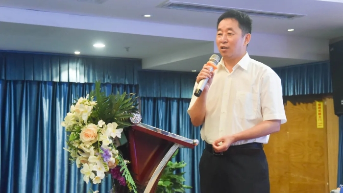 （北京师范大学教育学博士、贵州师范大学教育学院教授、硕士生导师 陈建录）