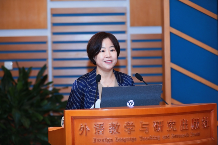 6. 李淑静