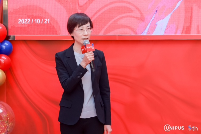 常小玲