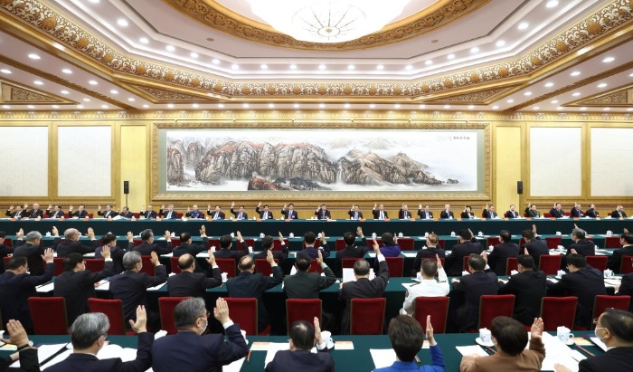 　　10月15日，中国共产党第二十次全国代表大会主席团在北京人民大会堂举行第一次会议。<span style=