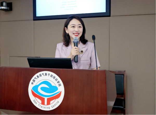 北京中医药大学中层干部和青年骨干教师英语能力强化示范培训班结业仪式新闻稿714.png
