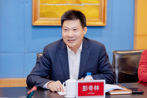 上海大学副校长于雪梅一行到外研社调研交流-11.1340