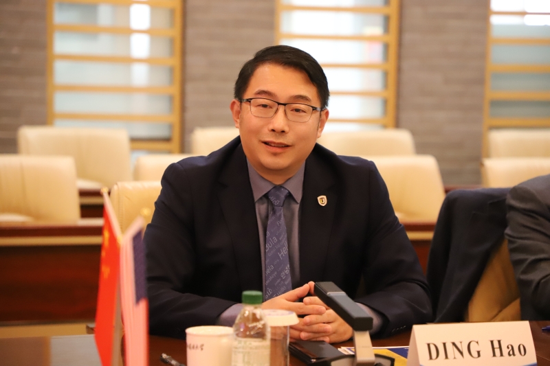 2北外党委常委、副校长 丁浩 2北外党委常委、副校长 丁浩