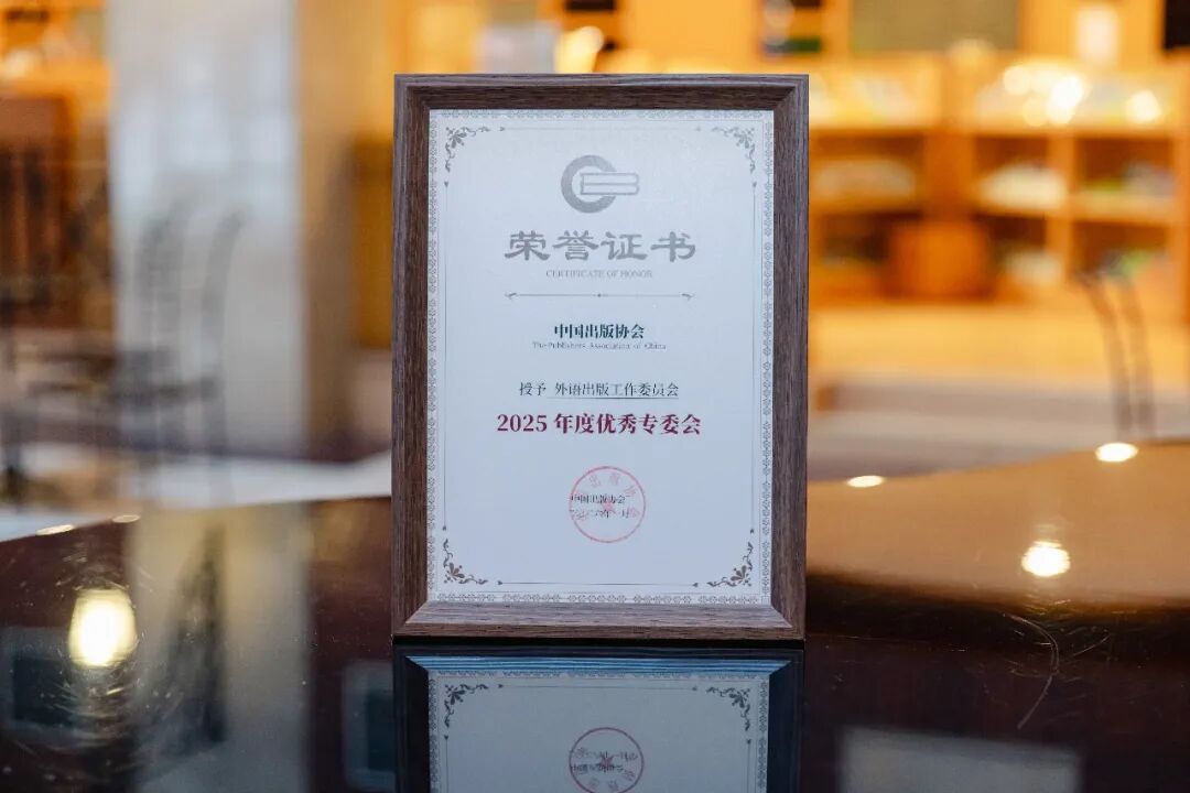 桌子上有一瓶酒 AI 生成的内容可能不正确。